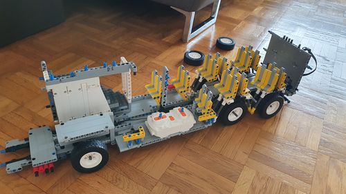 4315 Pieces Remote Control City Electric Bus Building Block photo review