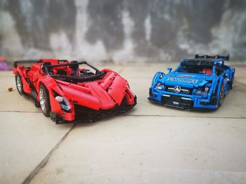 Remote-Controlled Venom GT Roadster (3427 Pieces) photo review
