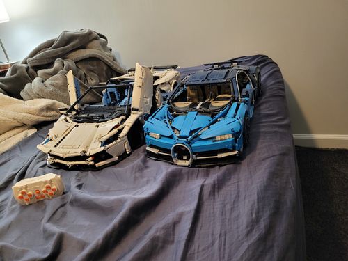 Remote Controlled Sports Convertible White Lamborghini Aventador SV 4037pcs photo review
