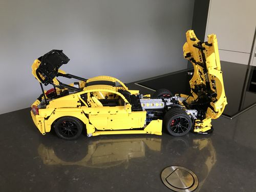 American High-Performance Supercar (3126Pcs) photo review