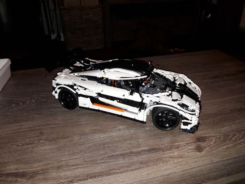 Swedish Koenigsegg Hypercar 3064pcs photo review