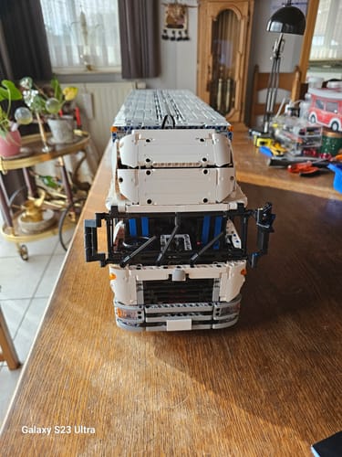 4,380-Piece Remote Control Cargo Vehicle photo review