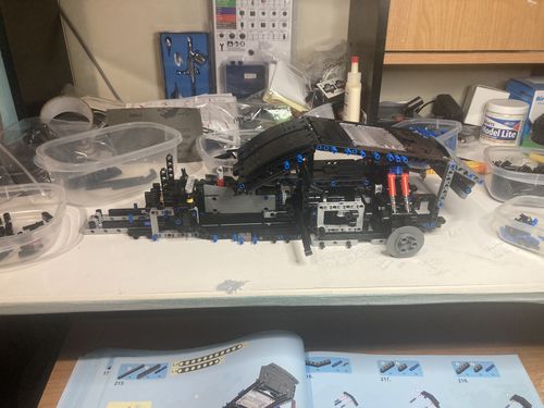 2022 British Luxury Grand Tourer 3612 Piece Brick Set photo review