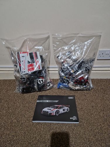 Remote Controlled 1:24 Scale Audi R8 LMS GT3 - 3300+Pcs photo review