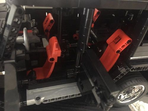 Remote Control 1770Pcs 4x4 Off-Road Truck photo review