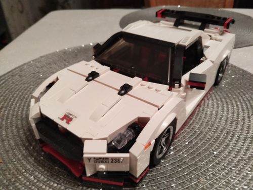 Nissan R35 Godzilla 1024pcs Building Block Set photo review
