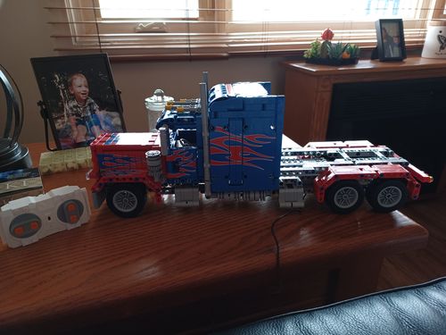839-Piece Remote Control Truck Set photo review