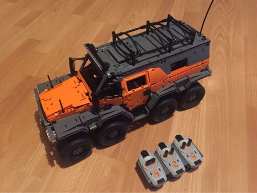 Remote Control 8x8 Truck (2959 Pieces) photo review