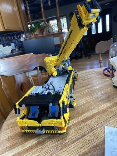 3710pcs Remote Control Crane Building Blocks Construction Set photo review