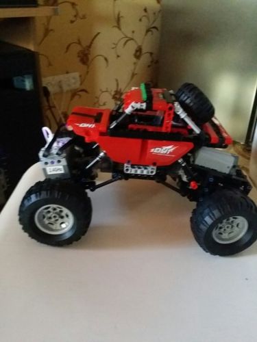 489Pcs Off-Road Remote Control Crawler photo review