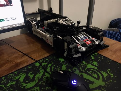 1586 Piece Remote-Controlled Le Mans Racing Car photo review