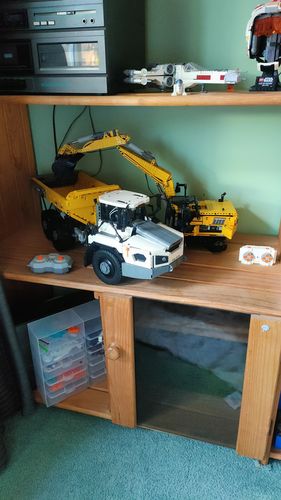 3066-Piece Articulated Dump Truck photo review