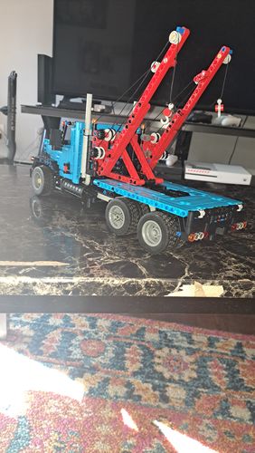 1063-Piece Remote Controlled Flatbed Tow Truck photo review