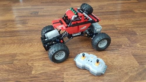 489Pcs Off-Road Remote Control Crawler photo review