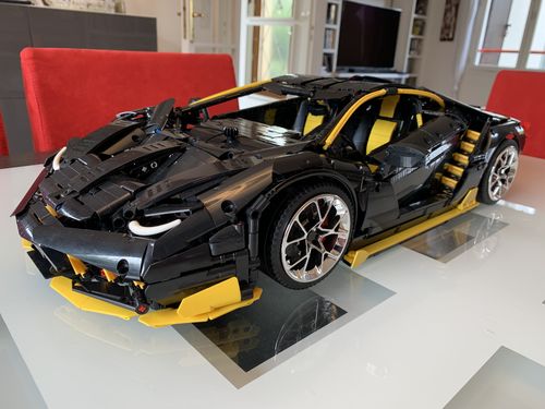 Limited Edition Black Bull 3842-Piece Building Block Set photo review