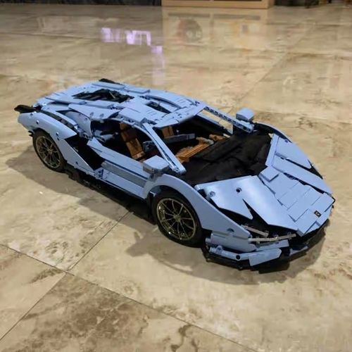 Remote Controlled Blue Lambo 3868pcs photo review