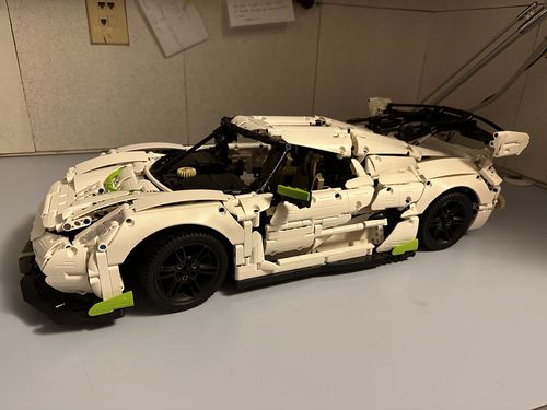 Lamborghini Sian FKP 37 Collector's Edition 4345-Piece Model Car photo review
