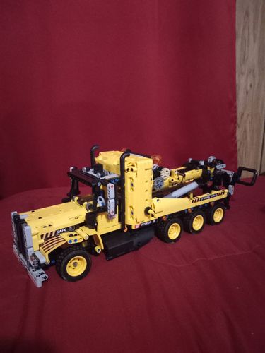 1250 Piece Tow Truck Building Blocks Set photo review
