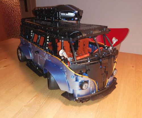Widebody Campervan in Satin Blue (3298 Pieces) photo review