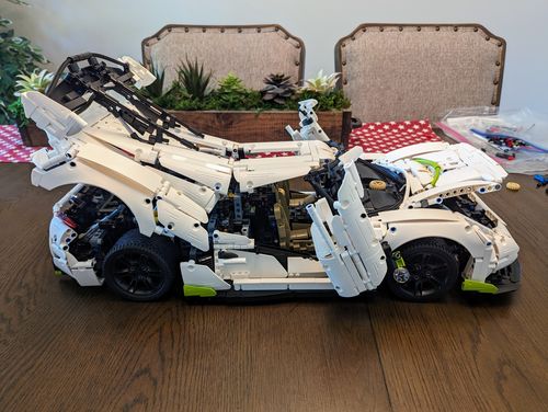 Lamborghini Sian FKP 37 Collector's Edition 4345-Piece Model Car photo review