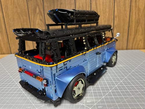 Widebody Campervan in Satin Blue (3298 Pieces) photo review
